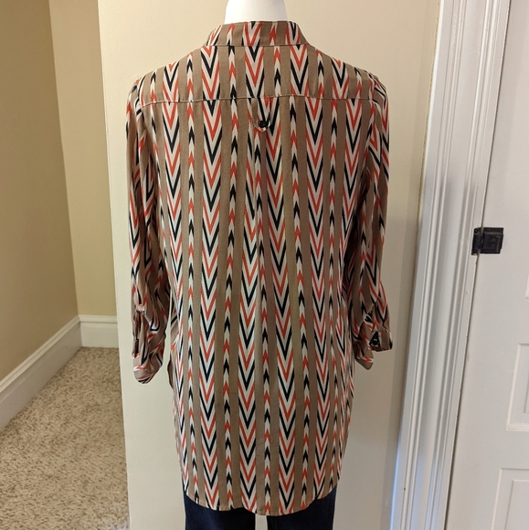 Bird Cage from Francesca's tan, orange, cream and black chevron top size L - Picture 2 of 8